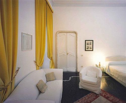 Locanda Di Palazzo Cicala Genoa Bagian luar foto